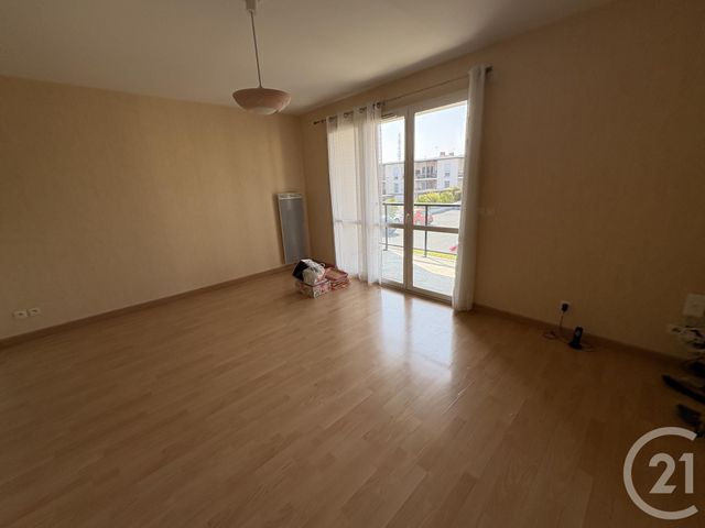 Appartement T2 à vendre - 2 pièces - 47.4 m2 - CHATEAUROUX - 36 - CENTRE - Century 21 Adressimmo