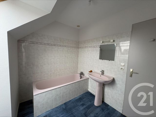 maison à louer - 4 pièces - 104.54 m2 - LE POINCONNET - 36 - CENTRE - Century 21 Adressimmo