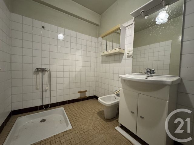 maison à vendre - 6 pièces - 140.12 m2 - NEUVY ST SEPULCHRE - 36 - CENTRE - Century 21 Adressimmo