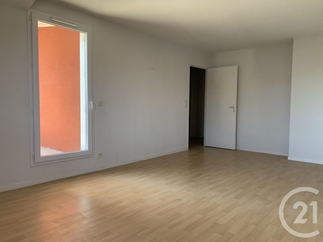 Appartement T3 à louer - 3 pièces - 63.32 m2 - CHATEAUROUX - 36 - CENTRE - Century 21 Adressimmo