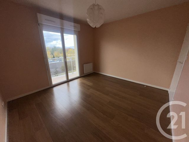 Appartement F2 à louer - 2 pièces - 54.7 m2 - CHATEAUROUX - 36 - CENTRE - Century 21 Adressimmo