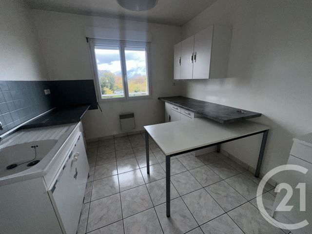 Appartement F2 à louer - 2 pièces - 54.7 m2 - CHATEAUROUX - 36 - CENTRE - Century 21 Adressimmo