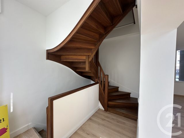 Appartement T3 à louer - 3 pièces - 69.07 m2 - CHATEAUROUX - 36 - CENTRE - Century 21 Adressimmo