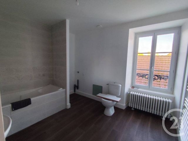 Appartement T6 à louer - 6 pièces - 170.0 m2 - BUZANCAIS - 36 - CENTRE - Century 21 Adressimmo