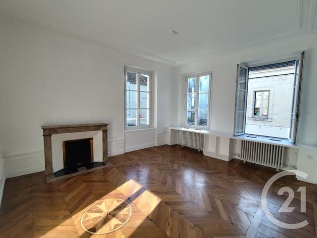 Appartement T6 à louer BUZANCAIS