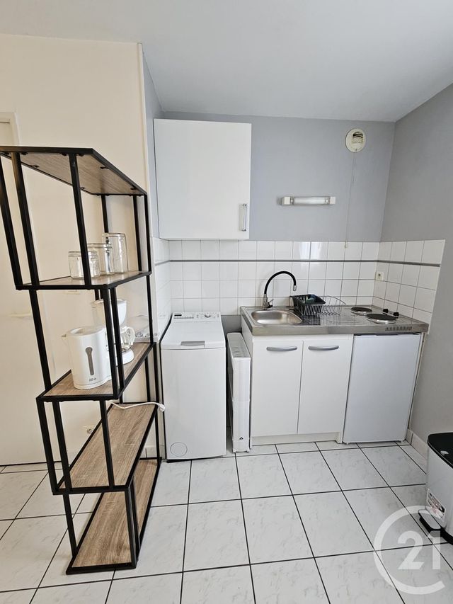 Appartement F2 à louer - 2 pièces - 36.72 m2 - CHATEAUROUX - 36 - CENTRE - Century 21 Adressimmo