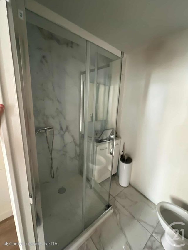 Appartement T1 à louer - 1 pièce - 22.0 m2 - ISSOUDUN - 36 - CENTRE - Century 21 Adressimmo