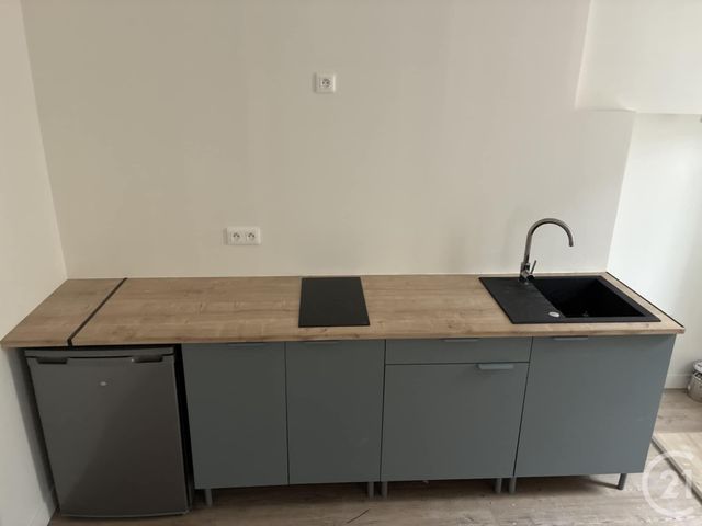 Appartement T1 à louer - 1 pièce - 22.0 m2 - ISSOUDUN - 36 - CENTRE - Century 21 Adressimmo