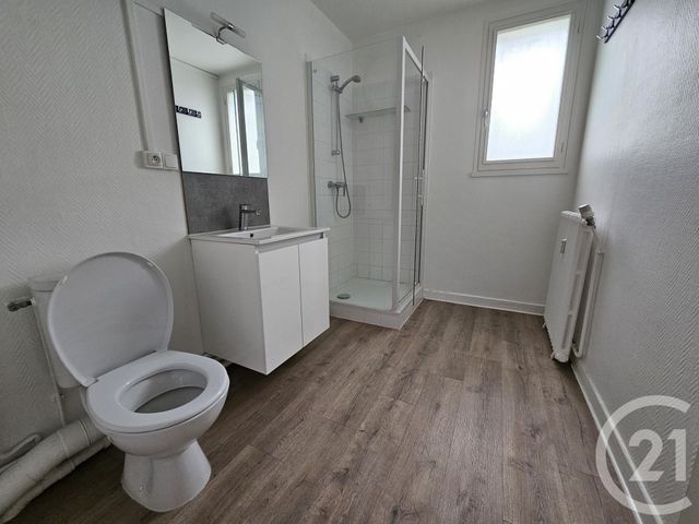 Appartement F2 à louer - 2 pièces - 43.71 m2 - CHATEAUROUX - 36 - CENTRE - Century 21 Adressimmo