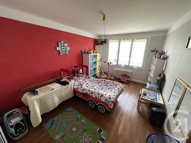 maison à vendre - 7 pièces - 169.97 m2 - CHATEAUROUX - 36 - CENTRE - Century 21 Adressimmo