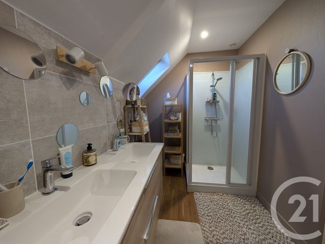 maison à vendre - 6 pièces - 127.0 m2 - ARDENTES - 36 - CENTRE - Century 21 Adressimmo