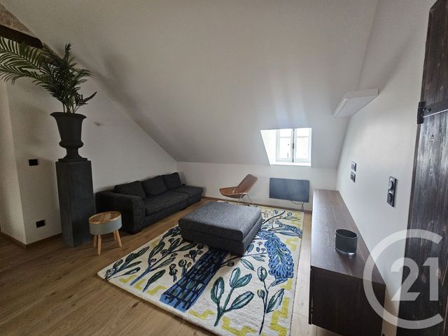 Appartement T3 à louer - 2 pièces - 60.73 m2 - CHATEAUROUX - 36 - CENTRE - Century 21 Adressimmo