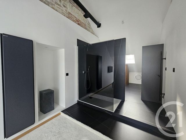 Appartement T3 à louer - 2 pièces - 60.73 m2 - CHATEAUROUX - 36 - CENTRE - Century 21 Adressimmo