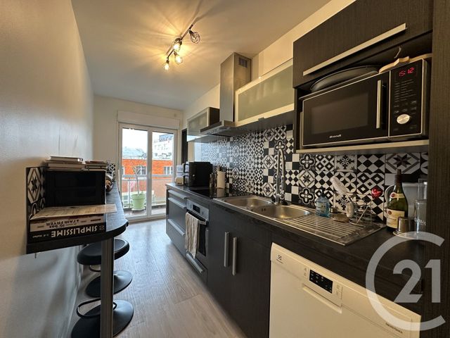 Appartement T3 à vendre - 3 pièces - 70.3 m2 - CHATEAUROUX - 36 - CENTRE - Century 21 Adressimmo