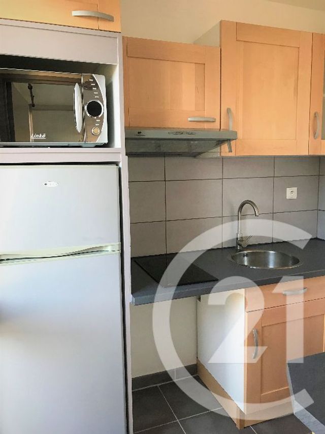 Appartement F1 à louer - 1 pièce - 33.09 m2 - CHATEAUROUX - 36 - CENTRE - Century 21 Adressimmo