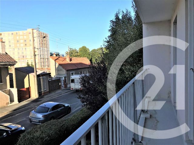 Appartement F1 à louer - 1 pièce - 33.09 m2 - CHATEAUROUX - 36 - CENTRE - Century 21 Adressimmo