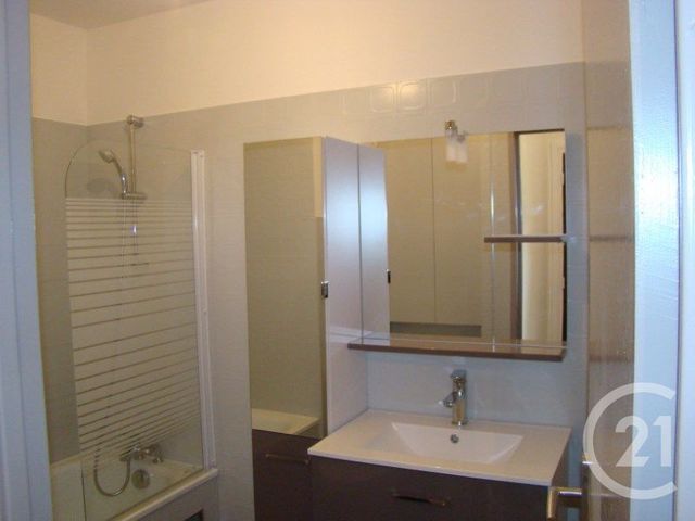 Appartement F1 à louer - 1 pièce - 33.09 m2 - CHATEAUROUX - 36 - CENTRE - Century 21 Adressimmo