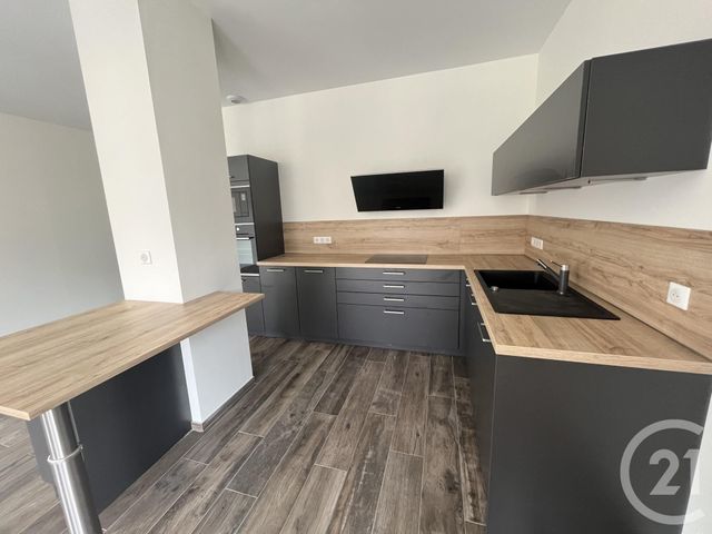 Appartement T3 à louer - 3 pièces - 89.95 m2 - CHATEAUROUX - 36 - CENTRE - Century 21 Adressimmo