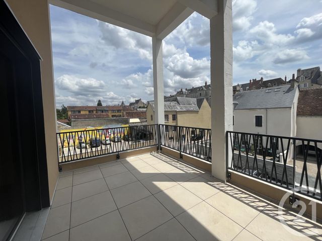 Appartement T3 à louer - 3 pièces - 89.95 m2 - CHATEAUROUX - 36 - CENTRE - Century 21 Adressimmo