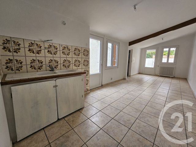 maison à louer - 3 pièces - 96.18 m2 - CHATEAUROUX - 36 - CENTRE - Century 21 Adressimmo