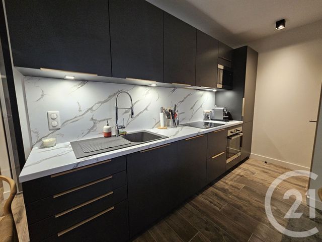 Appartement T4 à louer - 4 pièces - 114.37 m2 - CHATEAUROUX - 36 - CENTRE - Century 21 Adressimmo