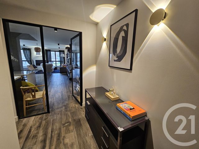 Appartement T4 à louer - 4 pièces - 114.37 m2 - CHATEAUROUX - 36 - CENTRE - Century 21 Adressimmo