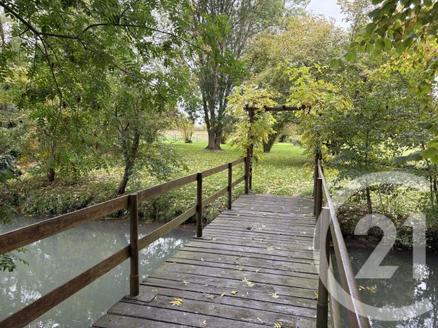 maison à vendre - 5 pièces - 296.41 m2 - ST AOUSTRILLE - 36 - CENTRE - Century 21 Adressimmo