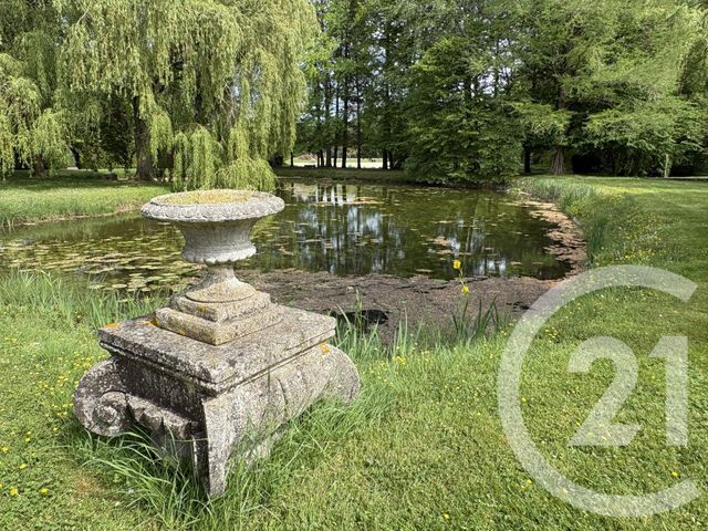 maison à vendre - 5 pièces - 296.41 m2 - ST AOUSTRILLE - 36 - CENTRE - Century 21 Adressimmo