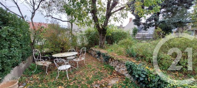 maison à vendre - 8 pièces - 242.0 m2 - ISSOUDUN - 36 - CENTRE - Century 21 Adressimmo