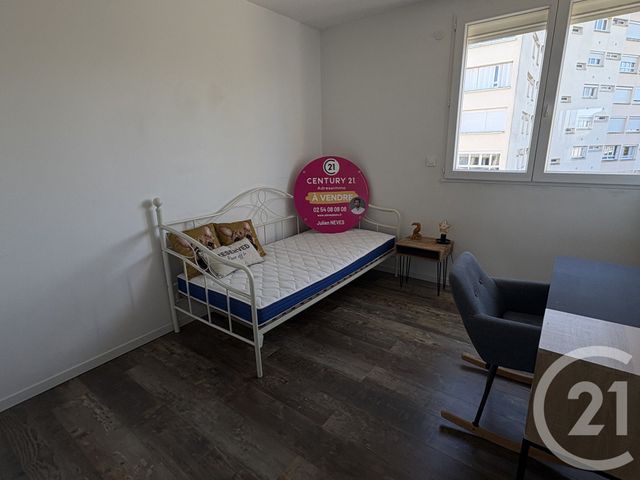 Appartement T4 à vendre - 4 pièces - 68.01 m2 - CHATEAUROUX - 36 - CENTRE - Century 21 Adressimmo