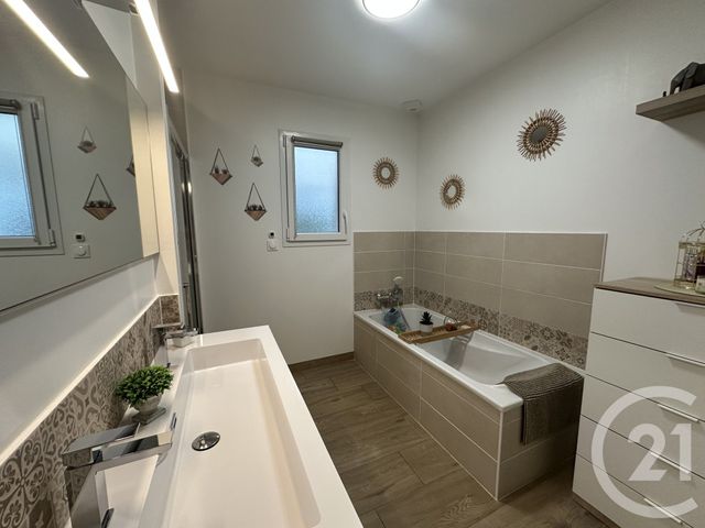 maison à vendre - 4 pièces - 90.0 m2 - BUZANCAIS - 36 - CENTRE - Century 21 Adressimmo