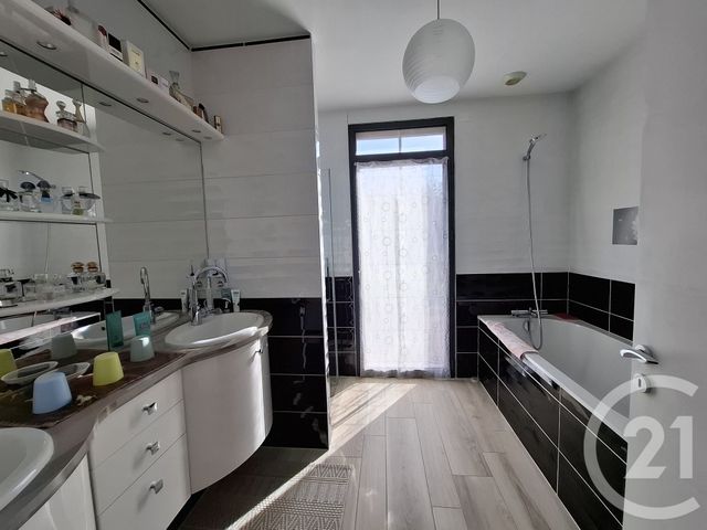 maison à vendre - 8 pièces - 215.91 m2 - GARGILESSE DAMPIERRE - 36 - CENTRE - Century 21 Adressimmo