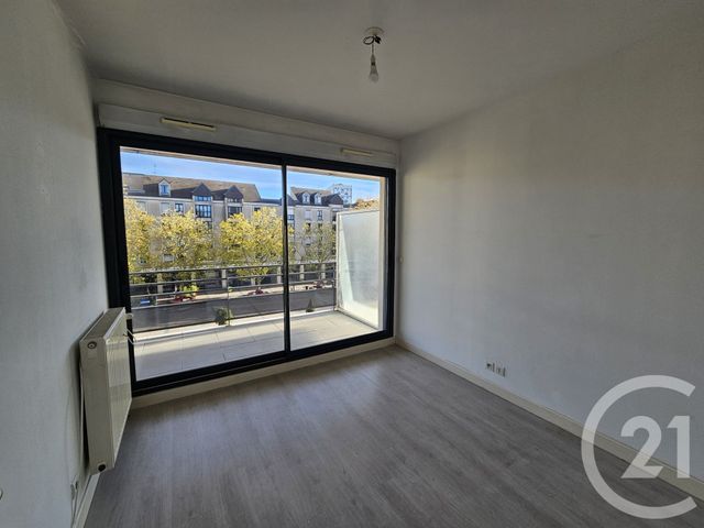 Appartement T2 à louer - 2 pièces - 48.83 m2 - CHATEAUROUX - 36 - CENTRE - Century 21 Adressimmo