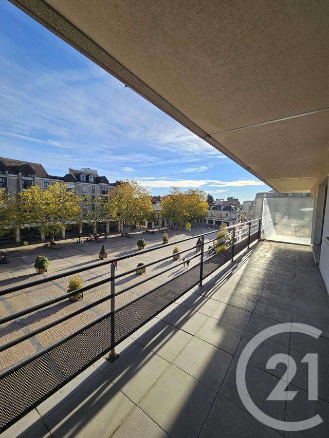 Appartement T2 à louer - 2 pièces - 48.83 m2 - CHATEAUROUX - 36 - CENTRE - Century 21 Adressimmo
