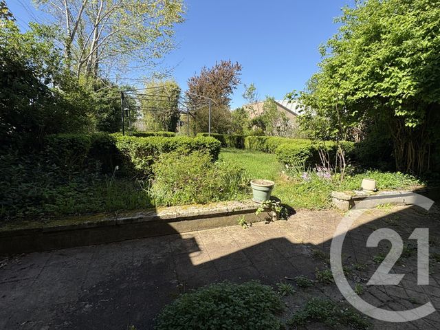 maison à vendre - 5 pièces - 177.0 m2 - CHATEAUROUX - 36 - CENTRE - Century 21 Adressimmo