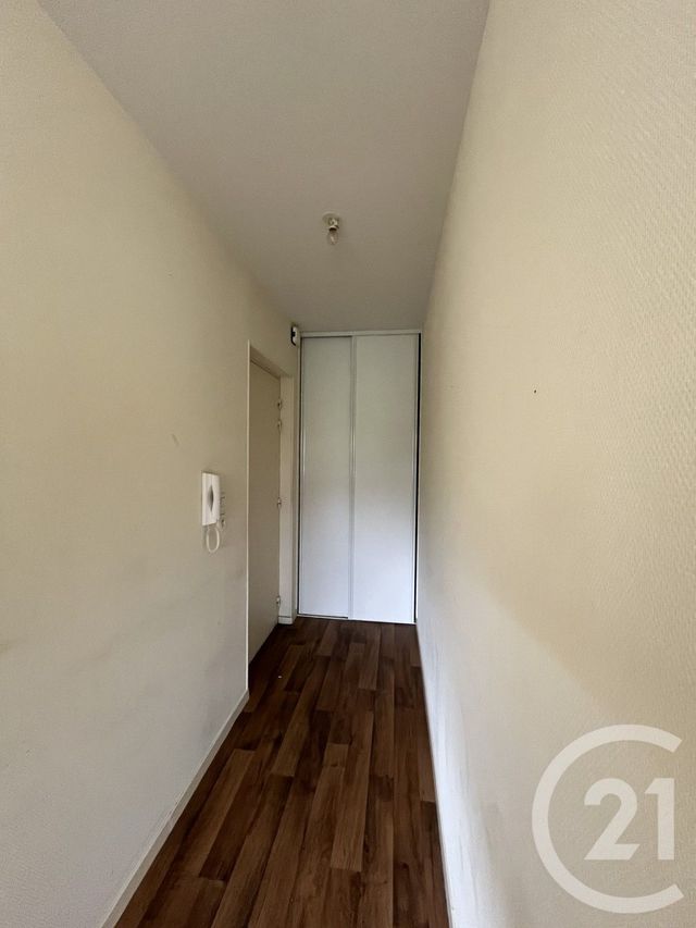 Appartement Studio à louer - 1 pièce - 34.57 m2 - CHATEAUROUX - 36 - CENTRE - Century 21 Adressimmo