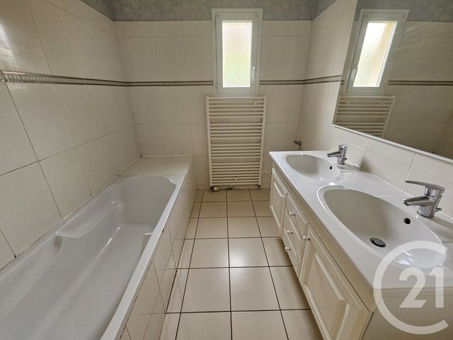 maison à louer - 4 pièces - 91.79 m2 - LE BLANC - 36 - CENTRE - Century 21 Adressimmo