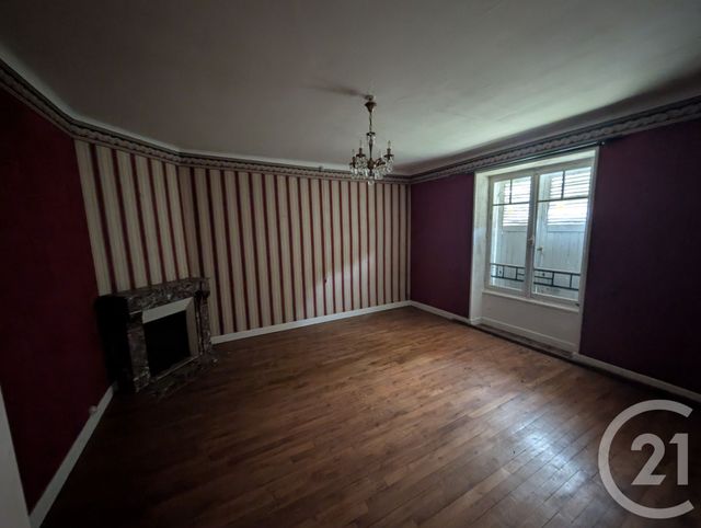 maison à vendre - 6 pièces - 203.0 m2 - ETRECHET - 36 - CENTRE - Century 21 Adressimmo