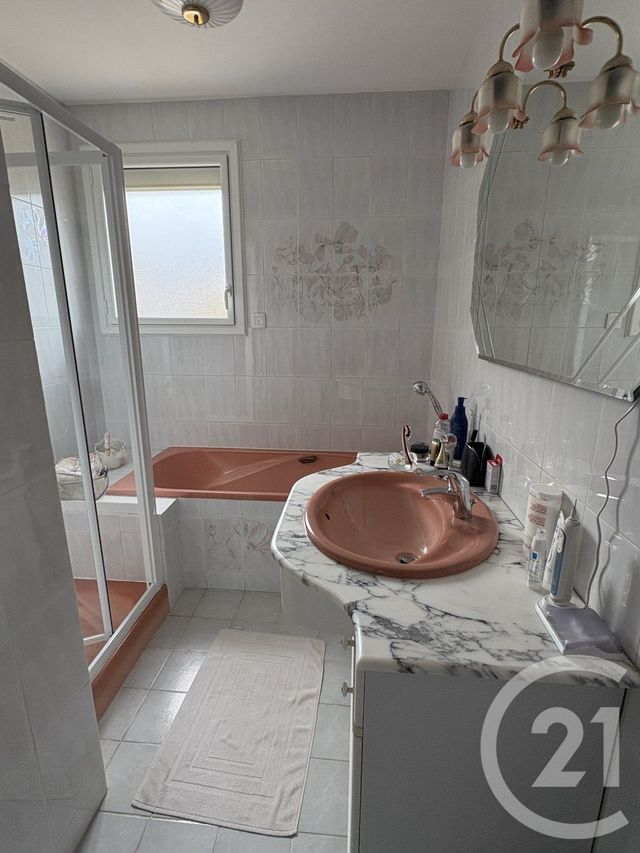 maison à vendre - 5 pièces - 120.0 m2 - DEOLS - 36 - CENTRE - Century 21 Adressimmo