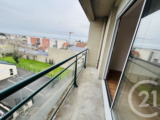 Appartement F3 à vendre - 3 pièces - 65.0 m2 - CHATEAUROUX - 36 - CENTRE - Century 21 Adressimmo