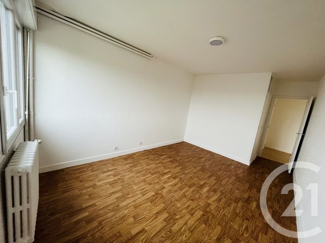 Appartement F3 à vendre - 3 pièces - 65.0 m2 - CHATEAUROUX - 36 - CENTRE - Century 21 Adressimmo