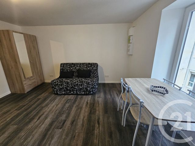Appartement T2 à louer - 2 pièces - 30.65 m2 - CHATEAUROUX - 36 - CENTRE - Century 21 Adressimmo