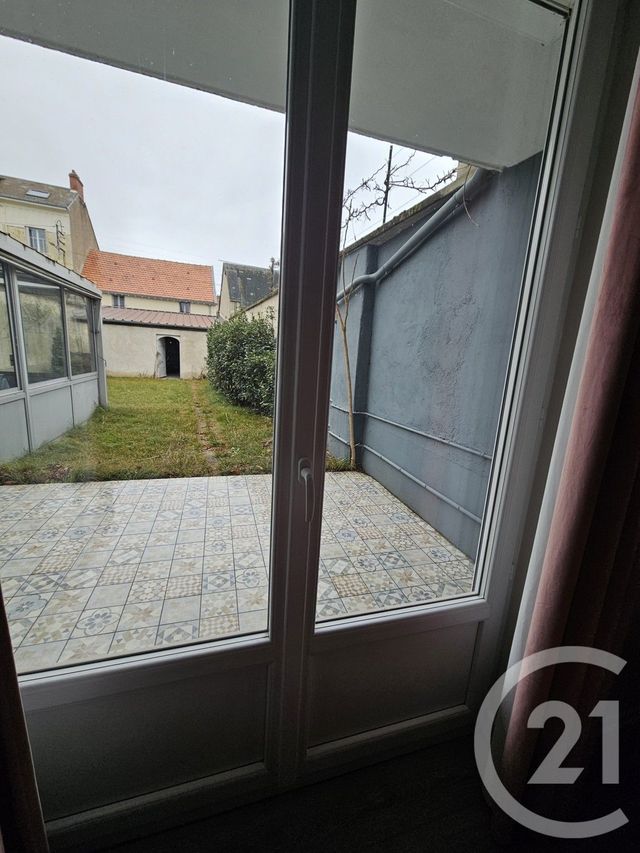 Appartement T2 à louer - 2 pièces - 69.65 m2 - CHATEAUROUX - 36 - CENTRE - Century 21 Adressimmo