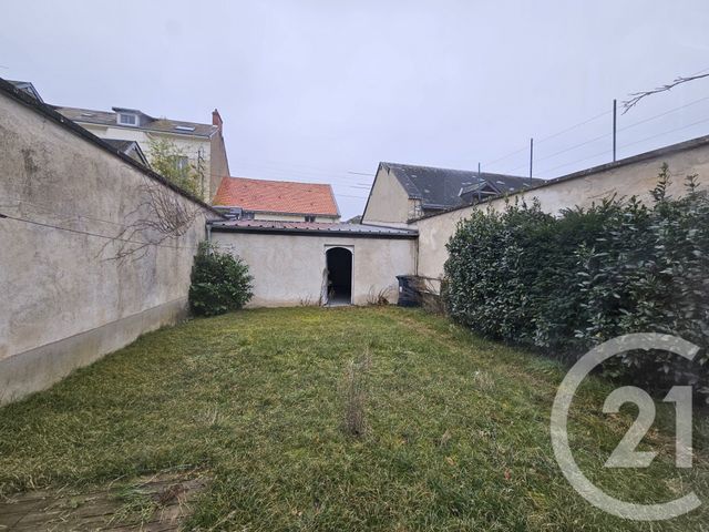 Appartement T2 à louer - 2 pièces - 69.65 m2 - CHATEAUROUX - 36 - CENTRE - Century 21 Adressimmo