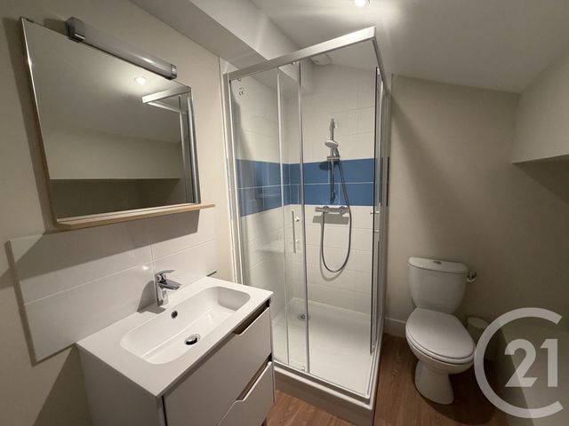 Appartement T3 à louer - 3 pièces - 67.96 m2 - CHATEAUROUX - 36 - CENTRE - Century 21 Adressimmo