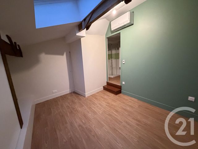 Appartement T3 à louer - 3 pièces - 67.96 m2 - CHATEAUROUX - 36 - CENTRE - Century 21 Adressimmo
