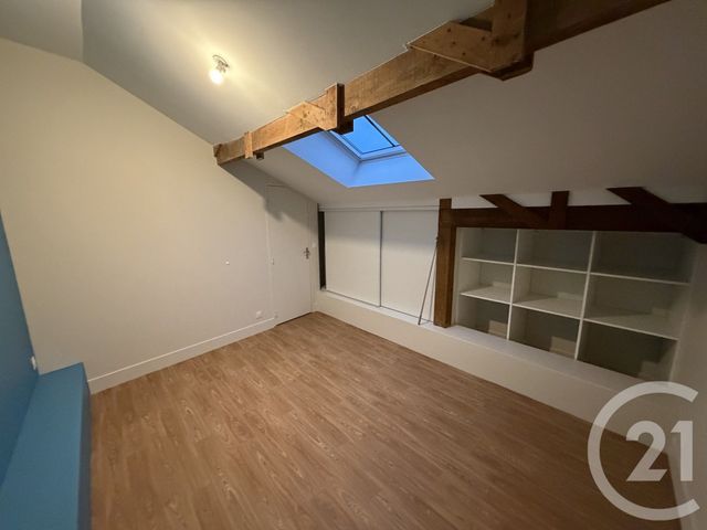 Appartement T3 à louer - 3 pièces - 67.96 m2 - CHATEAUROUX - 36 - CENTRE - Century 21 Adressimmo