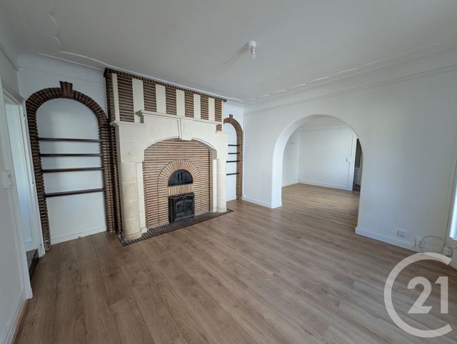 maison à vendre - 6 pièces - 130.0 m2 - ARDENTES - 36 - CENTRE - Century 21 Adressimmo