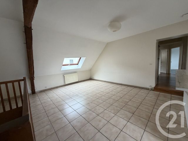 Appartement T4 à louer - 4 pièces - 72.27 m2 - CHATEAUROUX - 36 - CENTRE - Century 21 Adressimmo