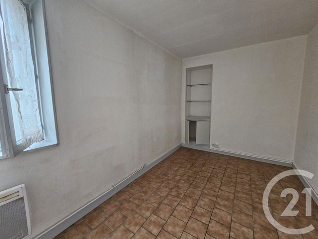 Appartement T2 à louer - 2 pièces - 37.38 m2 - VILLEDIEU SUR INDRE - 36 - CENTRE - Century 21 Adressimmo